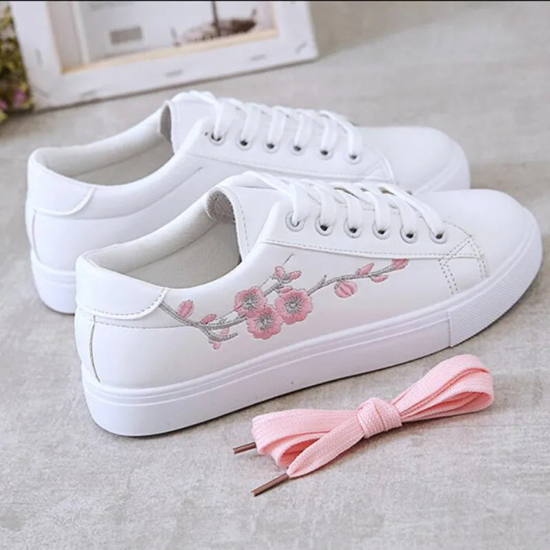 Tenis Flor Feminino