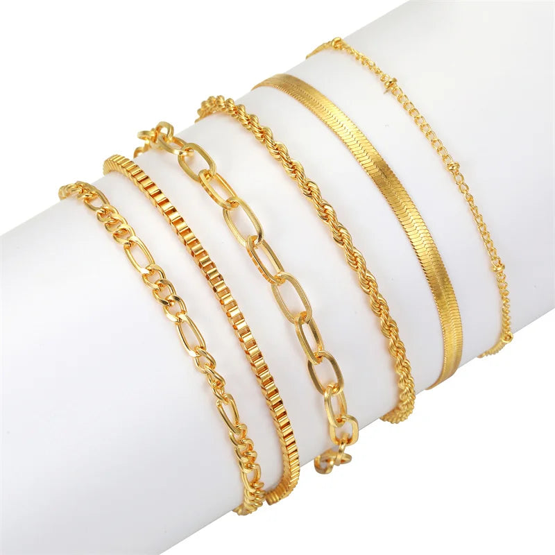 Pulseiras Douradas Feminina